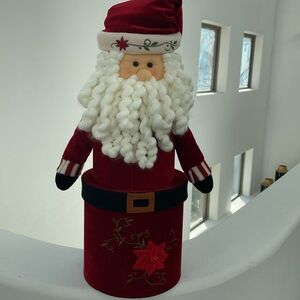 Red Velvet Floral Hat Box